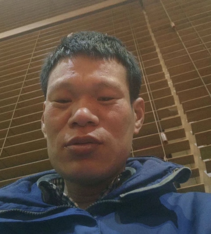 爱你在心口难开的第一张照片--长治王婆说媒